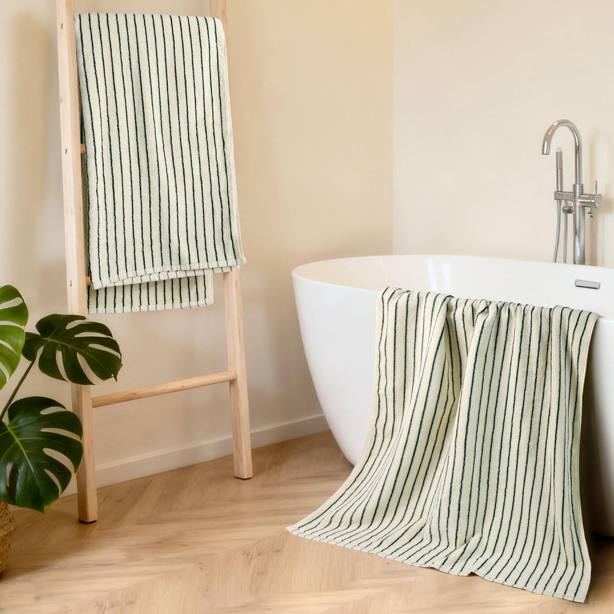 Black and Ivory Striped Bath Towels Set of 2, Lighter & Quick Dry Towels | Large 27.5 x 55 inches, Farmhouse for Bathroom, Pool, Shower