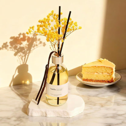 Reed Diffuser Set, 6.7 oz Eucalyptus Scented Diffuser with Sticks, Home Fragrance Reed Diffuser for Bathroom Shelf Decor