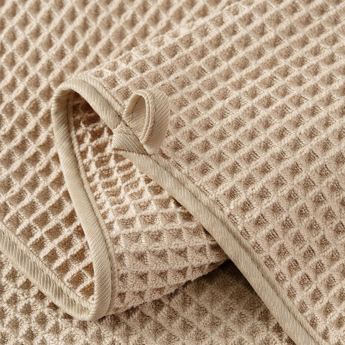 Microfiber Waffle Hand Towels, 4 Pieces, Soft, Absorbent, Fast Drying, Lint Free 430 GSM (16''x26''/40.64cm x 66.04cm)