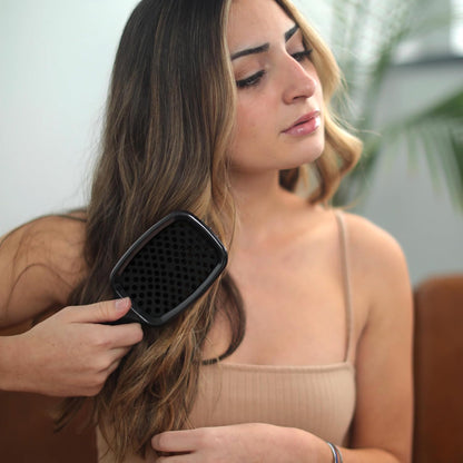 FHI Heat UNbrush Detangling Brush for Pain-Free Brushing on All Wet or Dry Hair Types — Durable DuoFlex Anti-Static Bristles, Lightweight Handle, Vented Hair Brush