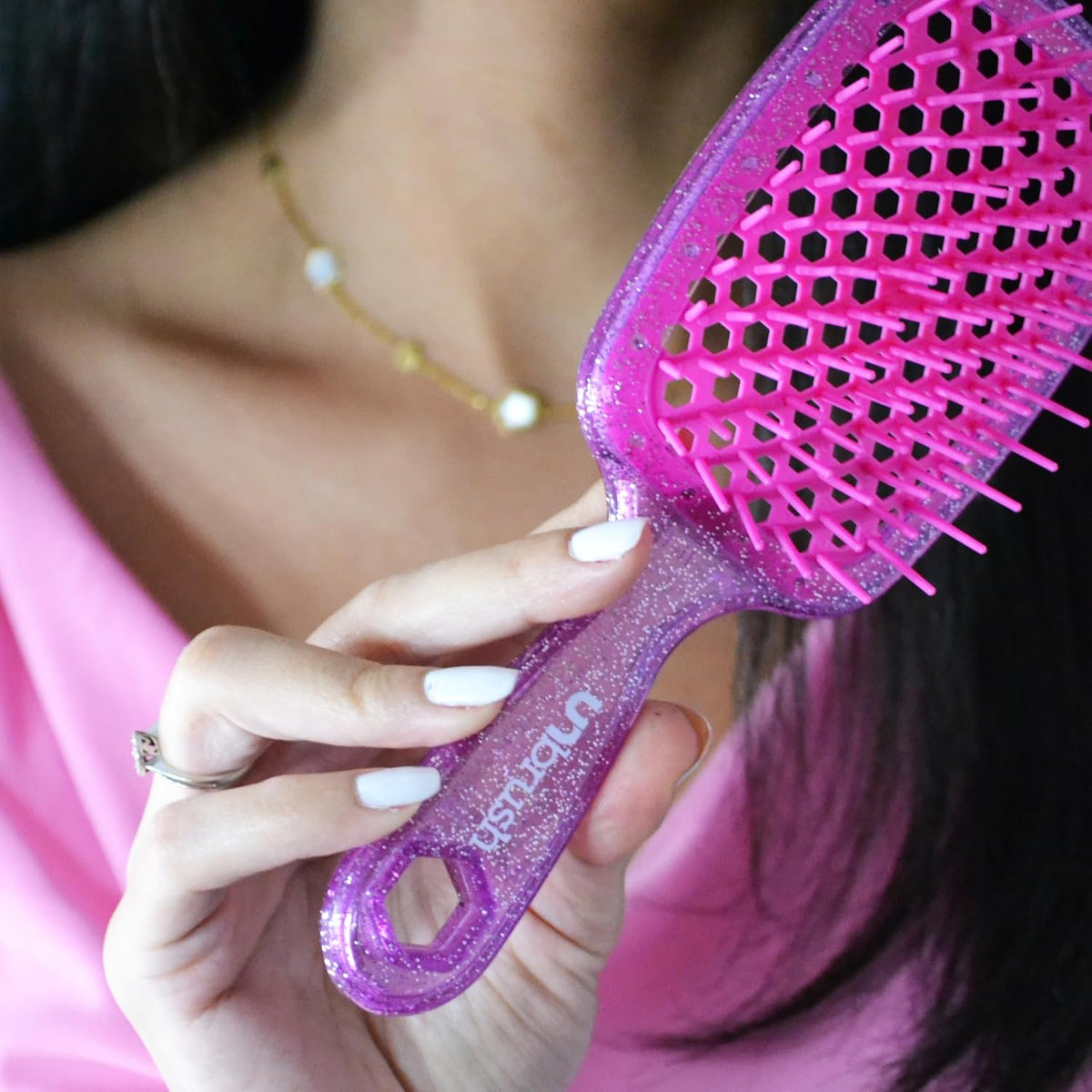 FHI Heat UNbrush Detangling Brush for Pain-Free Brushing on All Wet or Dry Hair Types — Durable DuoFlex Anti-Static Bristles, Lightweight Handle, Vented Hair Brush