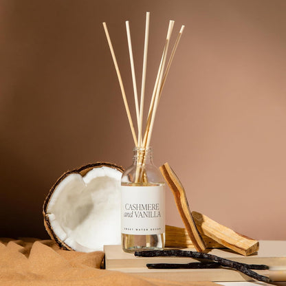 Salt & Sea Reed Diffuser Set - Sea Salt Citrus & Musk Amber Scent Diffuser - Reed Diffusers for Home with Long Lasting Fragrance - Non-Toxic Oil Reed Diffuser - Made in the USA