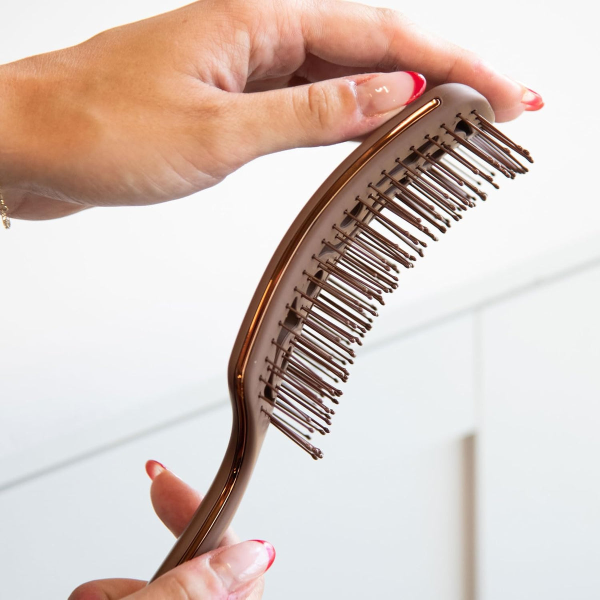 Professional Vented Hair Brush, Curved Hair Brush For Blow Drying