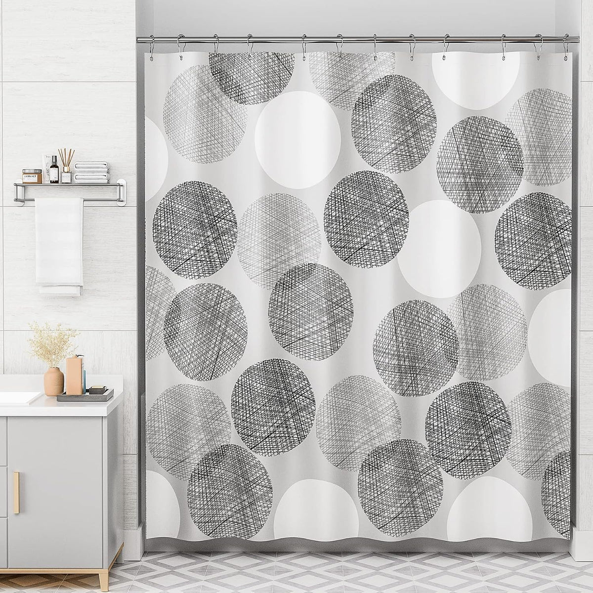 Shower Curtain, Cloth Ombre Black Shower Curtain Set with 12 Hooks, Washable Fabric Black and White Shower Curtain, Rustic Farmhouse Bathroom Shower Curtain, 72x72 Inches