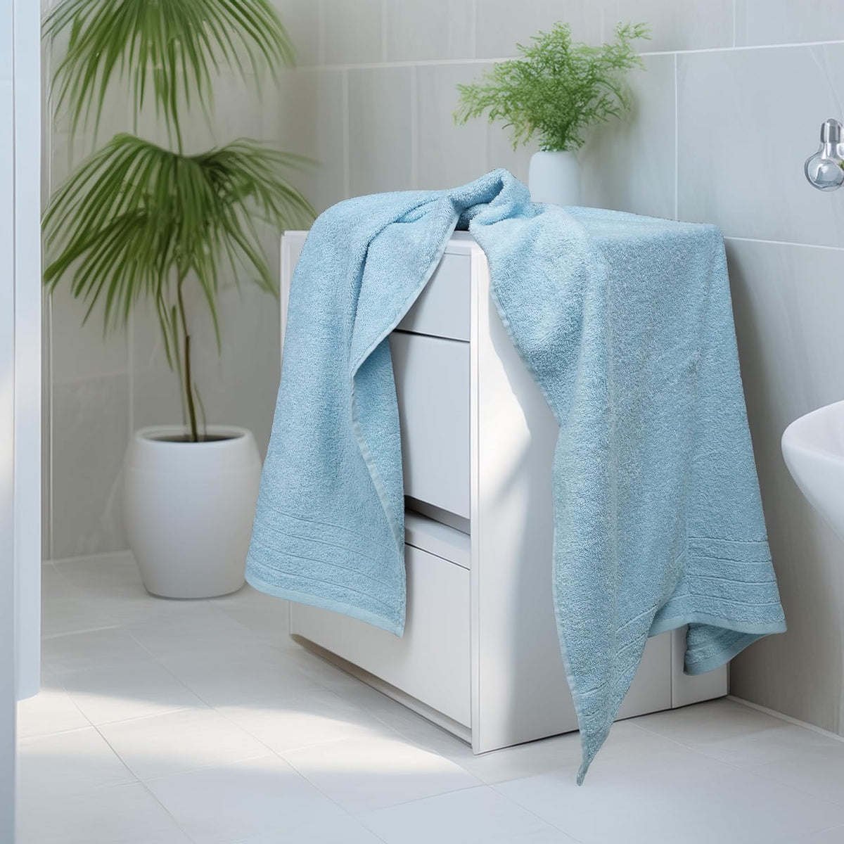 4 Piece Extra Large Bath Towels 30 x 60 Inches, Dark Grey