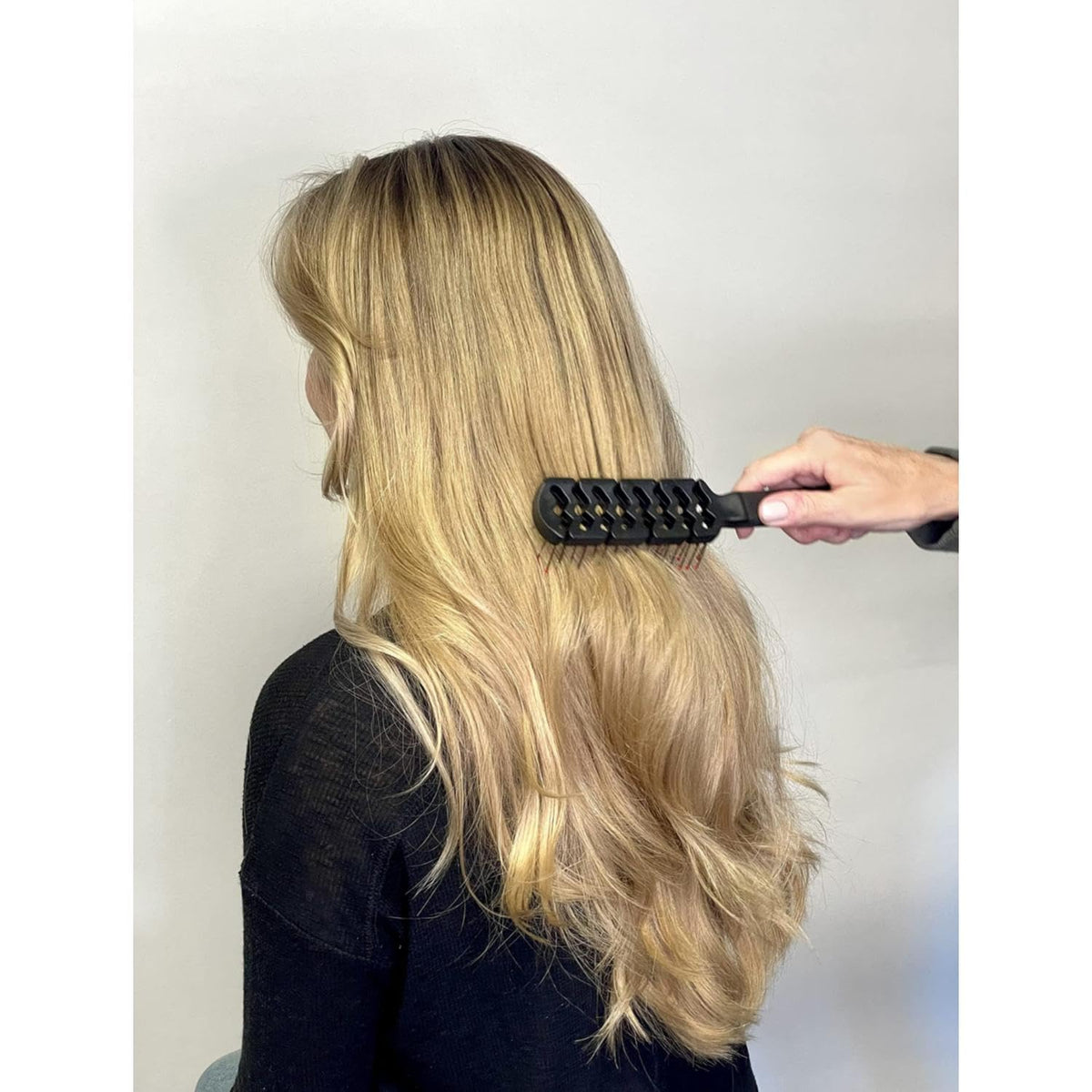 Cricket Static Free Fast Flo Vent Hair Brush - Quick Blow Drying, Easy Styling, and Tangle-Free Detangling for All Hair Types, Long, Short, Thick, Thin, Curly, Straight, and Wavy