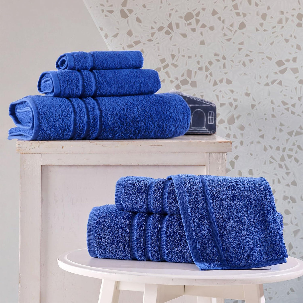 White Bath Towels 4 Pack 27 x 54 Inches 100% Turkish Cotton Soft Lightweight and Highly Absorbent Quick Drying Towels, Premium Quality Perfect for Daily Use