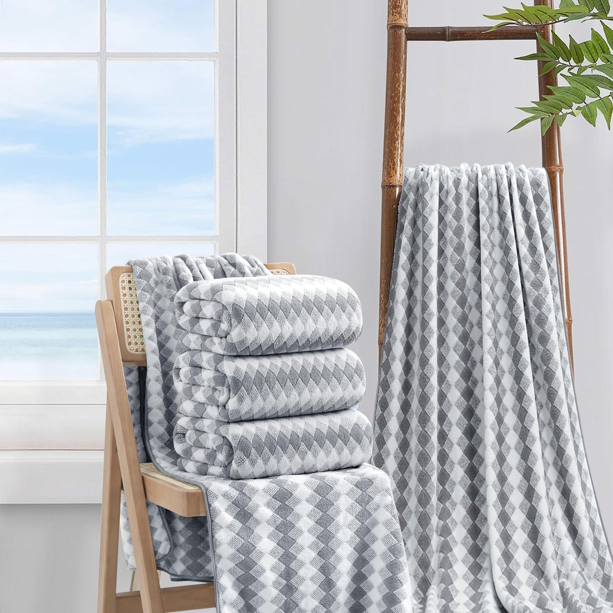 Bath Towel Set Gray 4Pack-35x70 Towel,600GSM Ultra Soft Microfibers Bathroom Towel Set Extra Large Plush Bath Sheet Towel,Highly Absorbent Quick Dry Oversized Towels Spa Hotel Luxury Shower Towels
