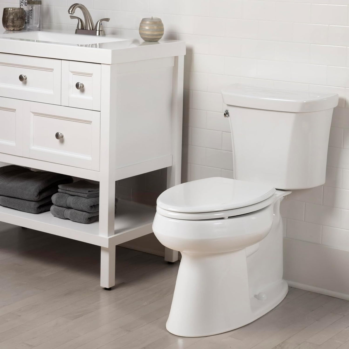 Ashland Modern Wood Toilet Seat with Decorative Edge, Slow Close, Secure Hinges, Made in USA, Elongated, White