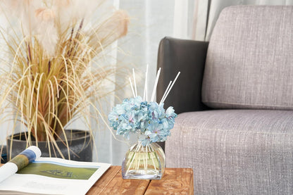 Reed Diffuser - 8.5 Oz Clean Linen Reed Diffuser with 8 Sticks for Home Bathroom Shelf Decor (Simple Luxe Collection)