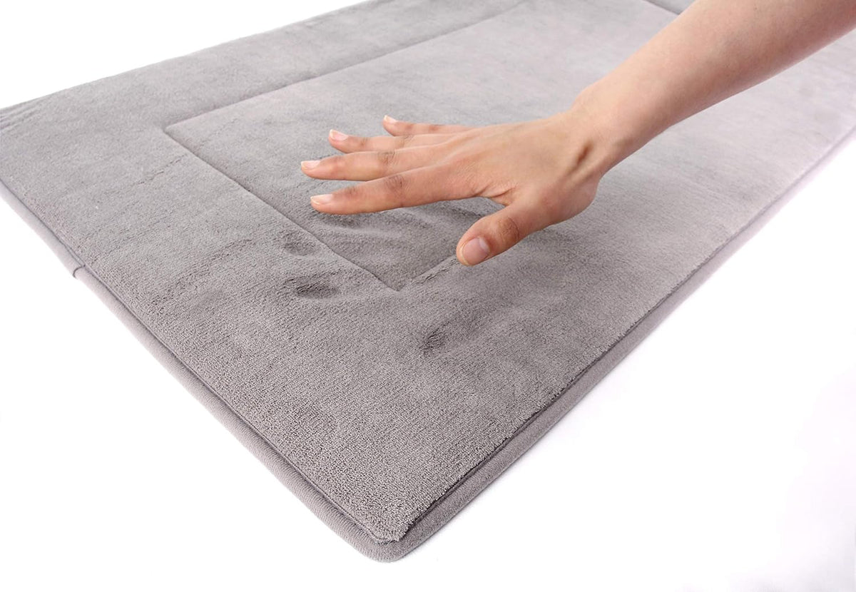 Bathroom Rugs, High Density Memory Foam Bath Mat, Absorbency & Non-Slip, Easy Care, Machine Washable Bath Mats for Bathroom, Shower&Tub, Modern Coral Velvet (Light Grey, 17" x 24")