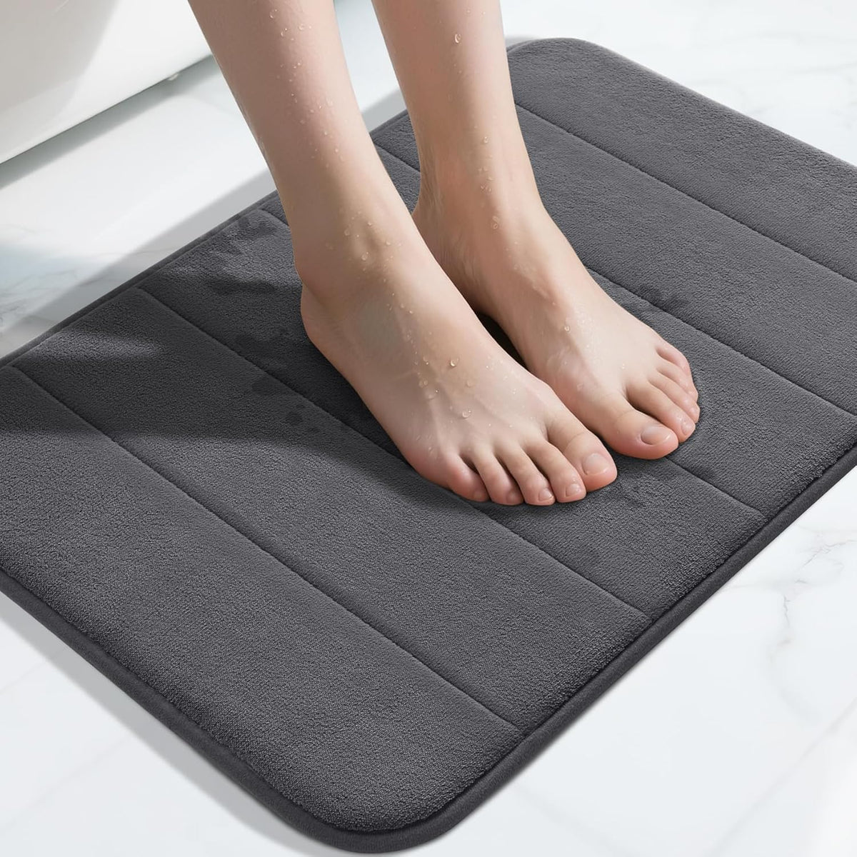 Memory Foam Bath Mat, Super Soft Absorbent Bathroom Rug Non Slip 31.5x20 Inch, Quick Dry, Machine Washable Floor Carpet for Tub Shower, Home Decor Accessories, Beige
