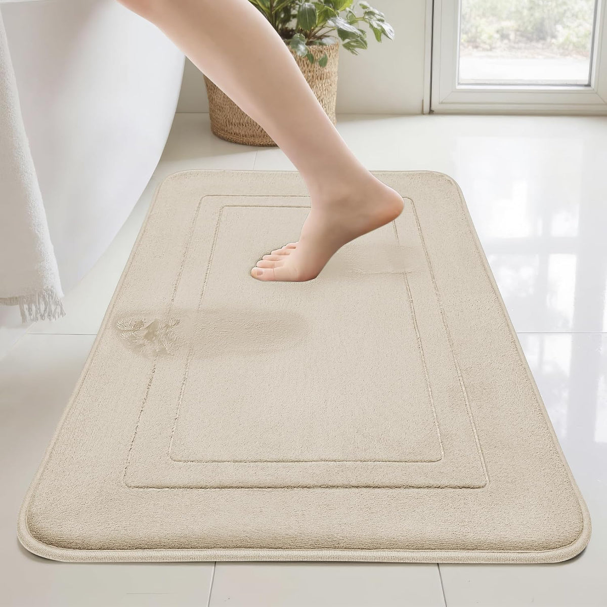 Memory Foam Bath Mats - 20" x 32" for Bathroom Floor Shower & Tub, Grey Bathroom Rugs Non Slip Washable, Water Absorbent Bath Rugs, Quick Dry Bath Carpet for Decor