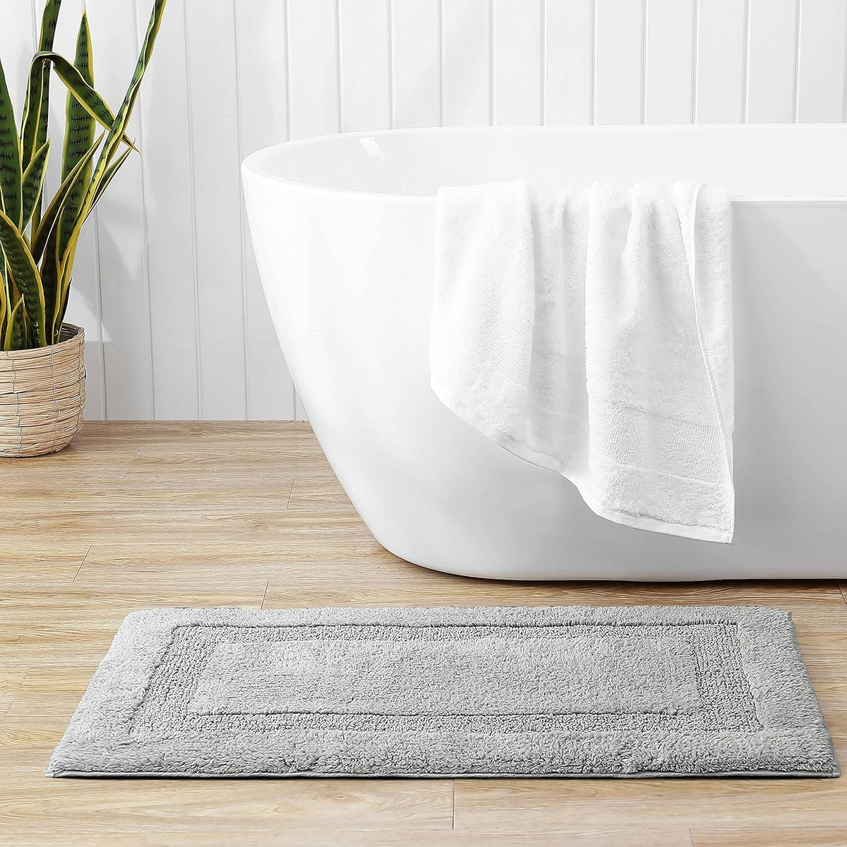 Bath Rug, 100% Cotton Soft & Absorbent Bath Mat, Reversible, Dorm Room Essentials, Long Branch Coconut