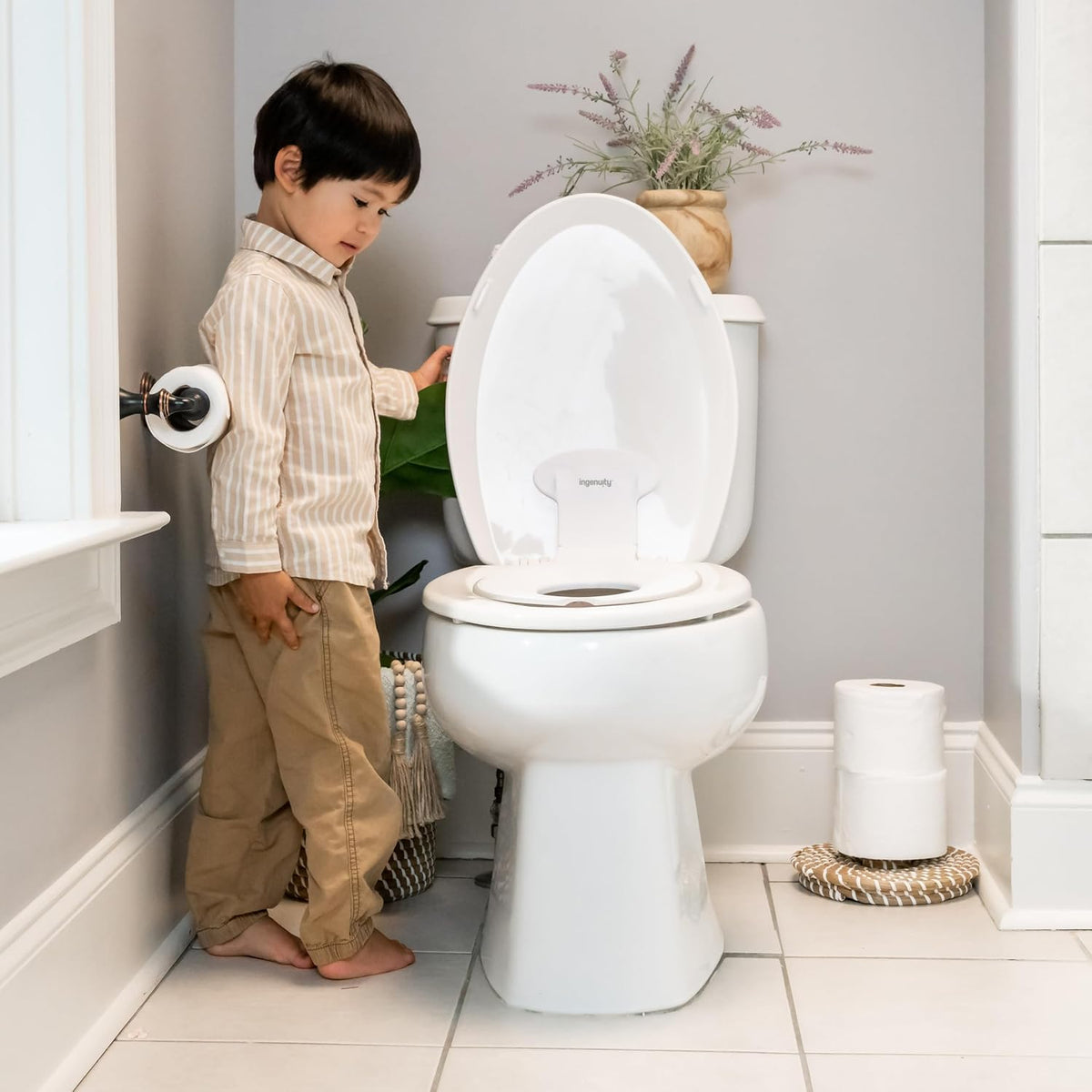 ity Flip & Sit Potty Seat (White) – Easy to Set Up & Remove Potty Training Seat That Attaches to Adult Toilet Seat